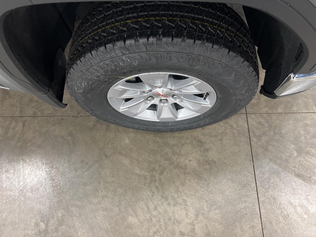 new 2026 GMC Sierra 1500 car, priced at $47,575