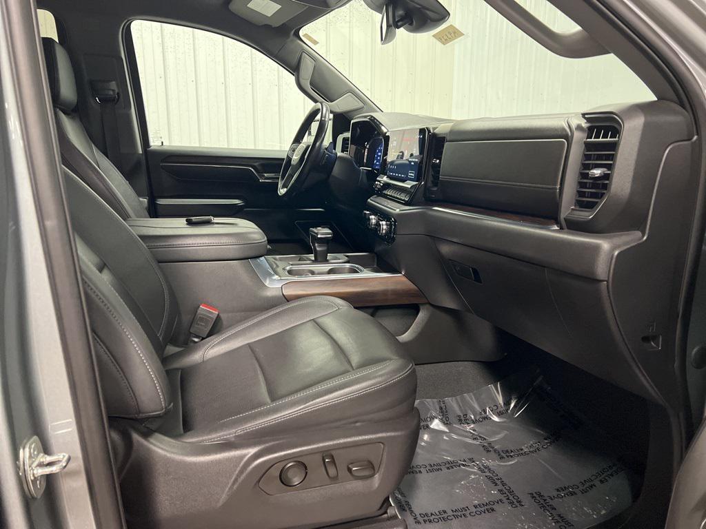 used 2023 GMC Sierra 1500 car, priced at $47,192