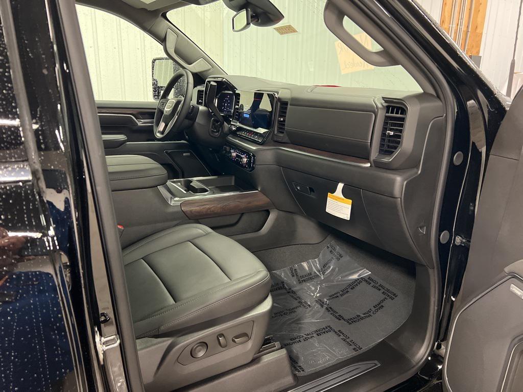 new 2025 GMC Sierra 2500 car, priced at $73,265