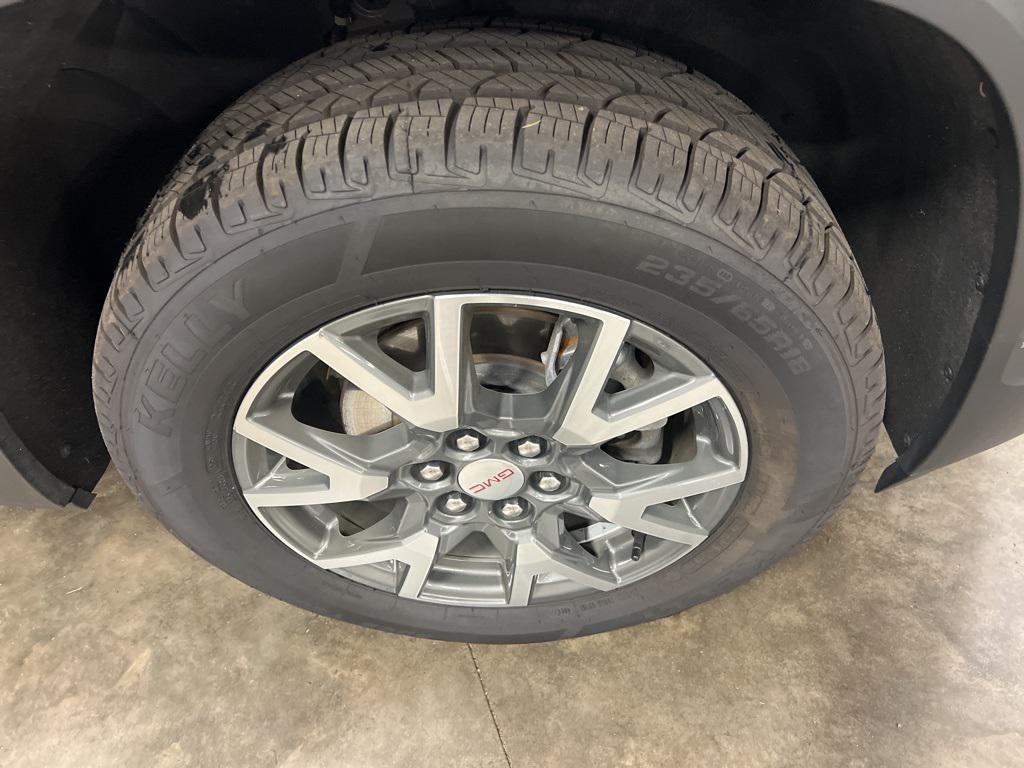 used 2023 GMC Acadia car, priced at $29,390