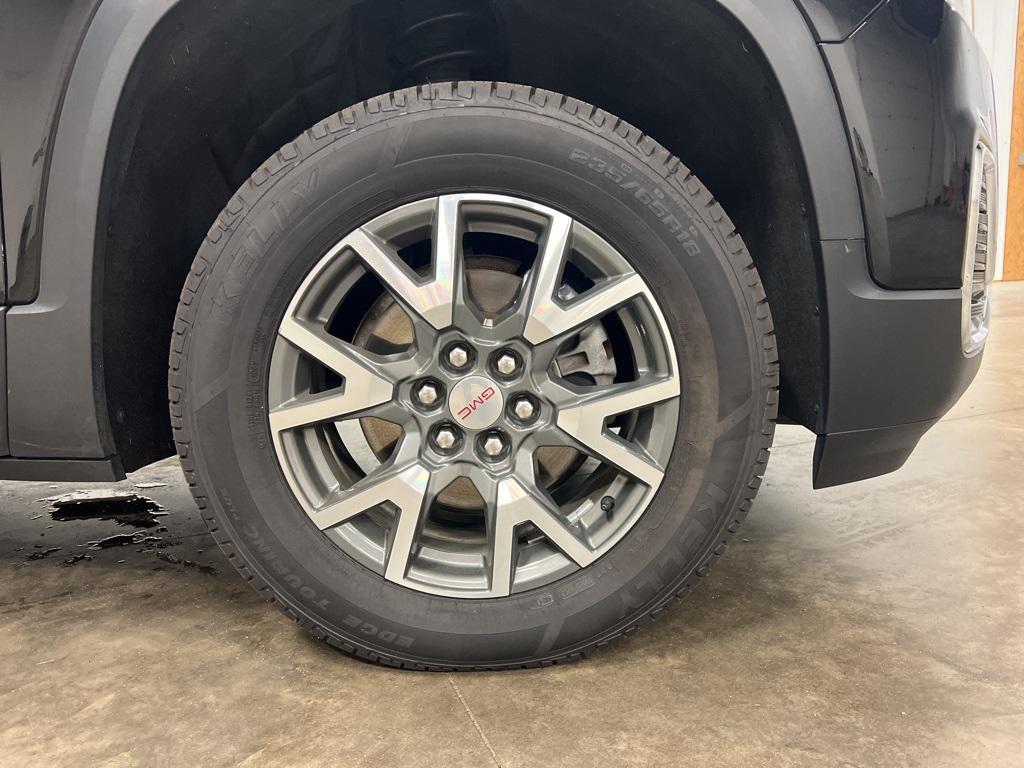 used 2023 GMC Acadia car, priced at $29,390