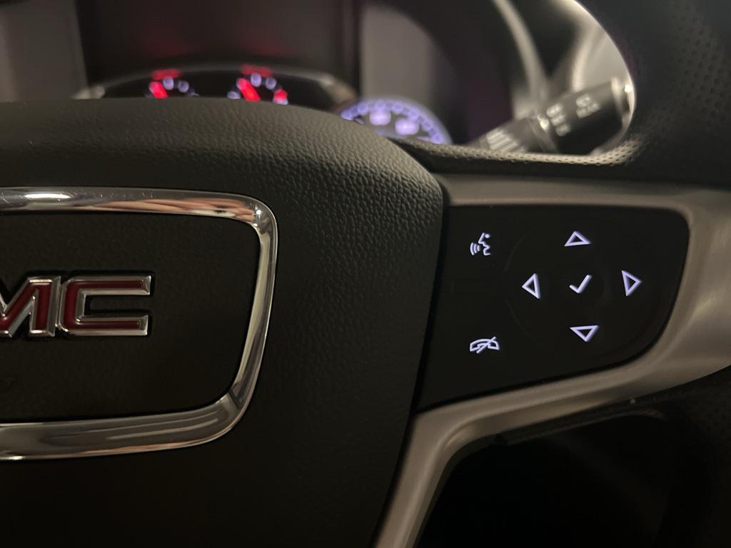 used 2023 GMC Acadia car, priced at $29,390
