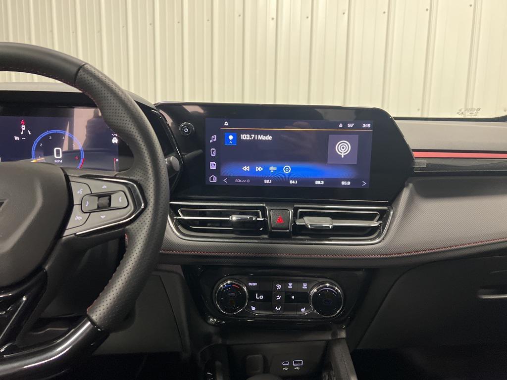 used 2025 Chevrolet TrailBlazer car, priced at $29,660