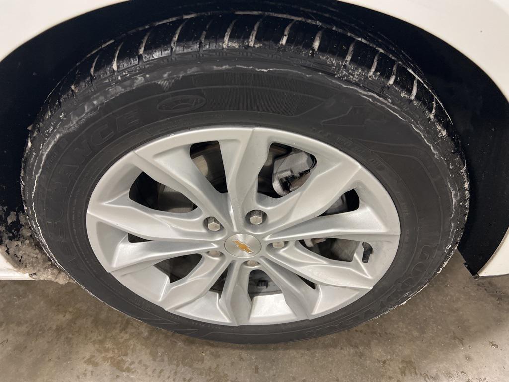 used 2024 Chevrolet Malibu car, priced at $20,637