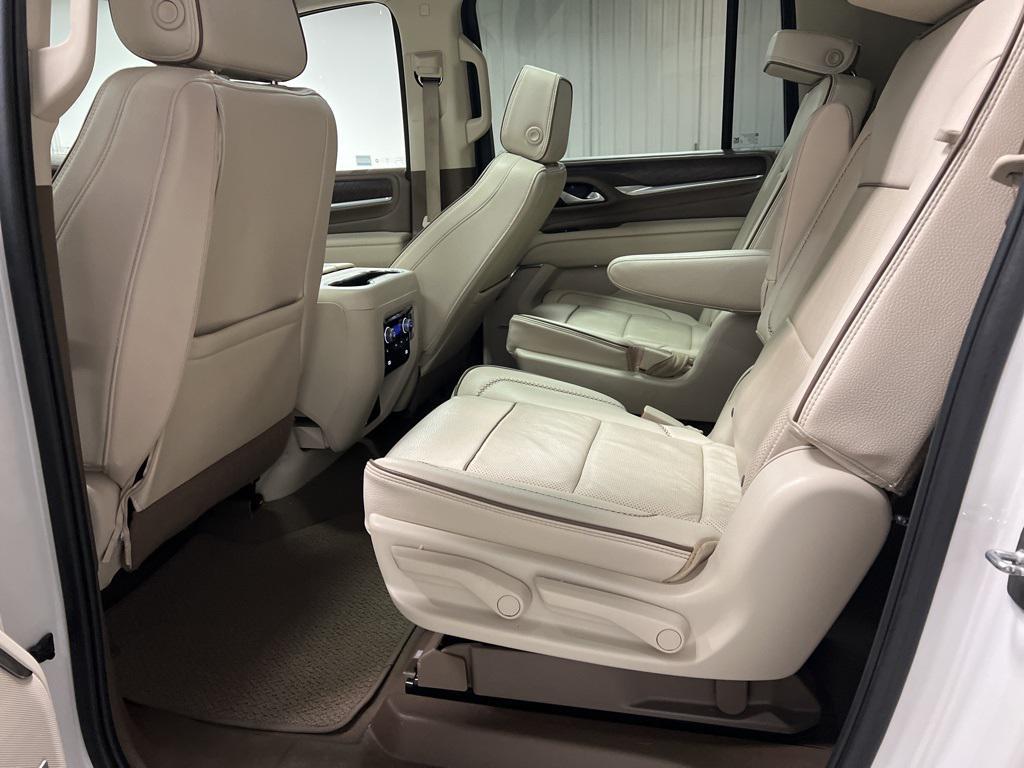used 2022 GMC Yukon XL car, priced at $53,838