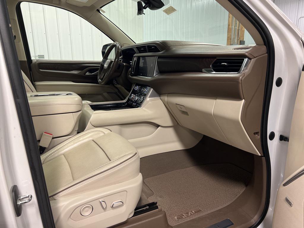 used 2022 GMC Yukon XL car, priced at $53,838