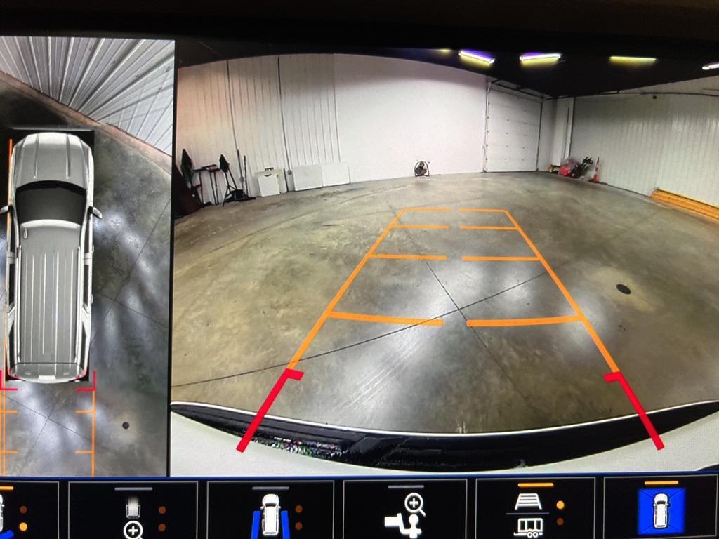 used 2022 GMC Yukon XL car, priced at $53,838