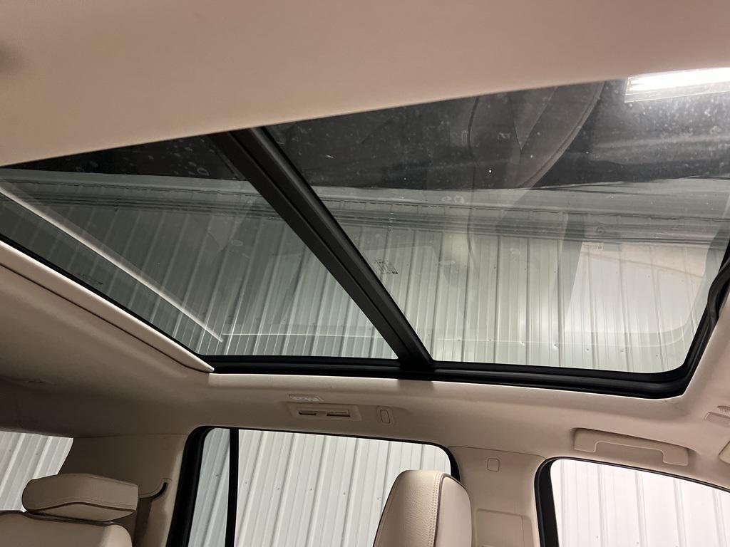 used 2022 GMC Yukon XL car, priced at $53,838