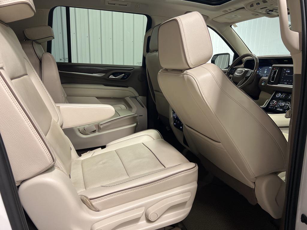 used 2022 GMC Yukon XL car, priced at $53,838