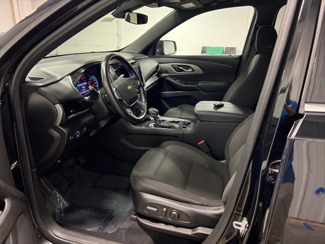 used 2022 Chevrolet Traverse car, priced at $29,290