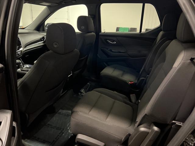 used 2022 Chevrolet Traverse car, priced at $29,290