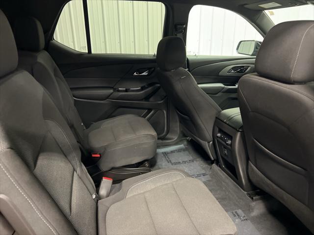 used 2022 Chevrolet Traverse car, priced at $29,290