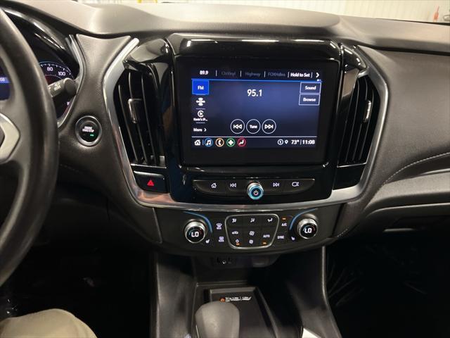used 2022 Chevrolet Traverse car, priced at $29,290