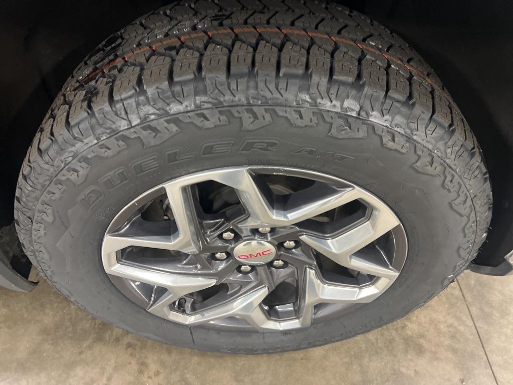 used 2022 GMC Sierra 1500 car, priced at $41,240