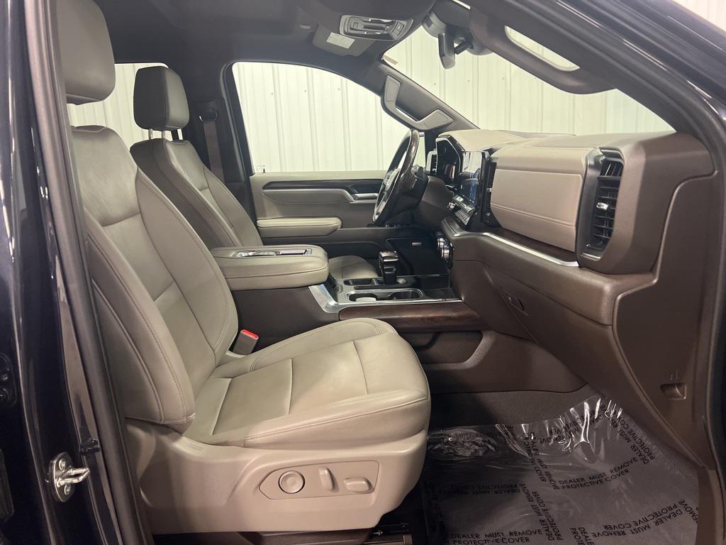 used 2022 GMC Sierra 1500 car, priced at $41,240