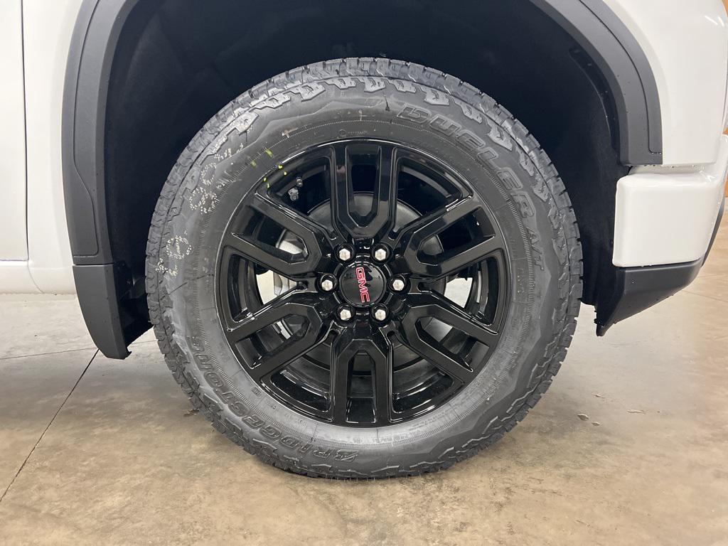 new 2026 GMC Sierra 1500 car, priced at $56,395
