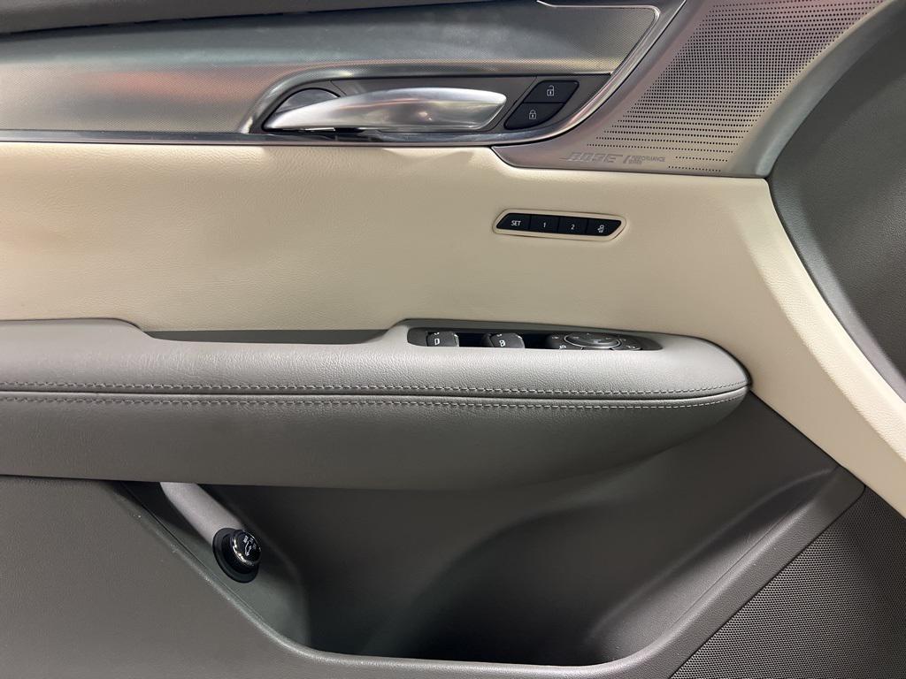 used 2023 Cadillac XT5 car, priced at $31,520