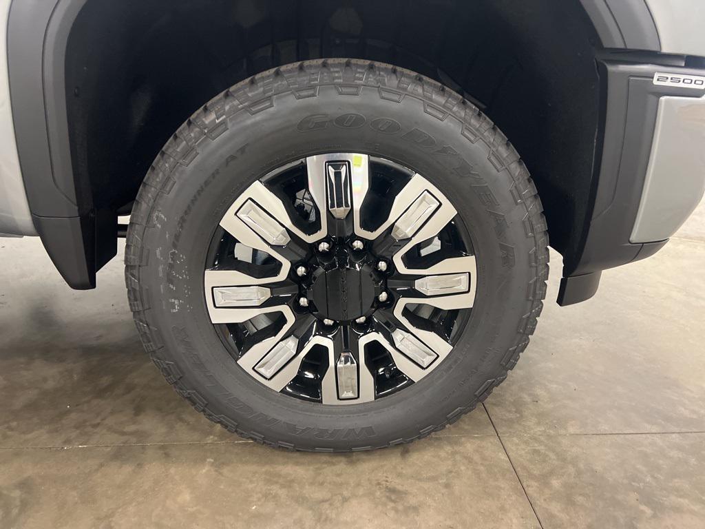 new 2026 GMC Sierra 2500 car, priced at $91,205