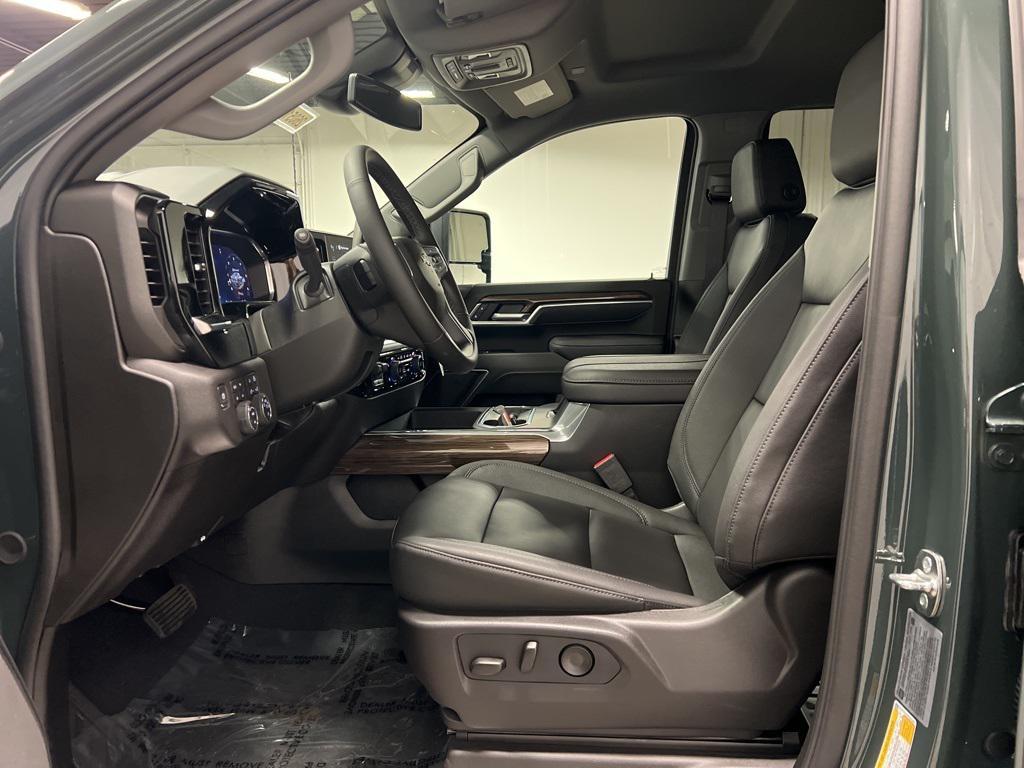 new 2026 Chevrolet Silverado 3500 car, priced at $79,935