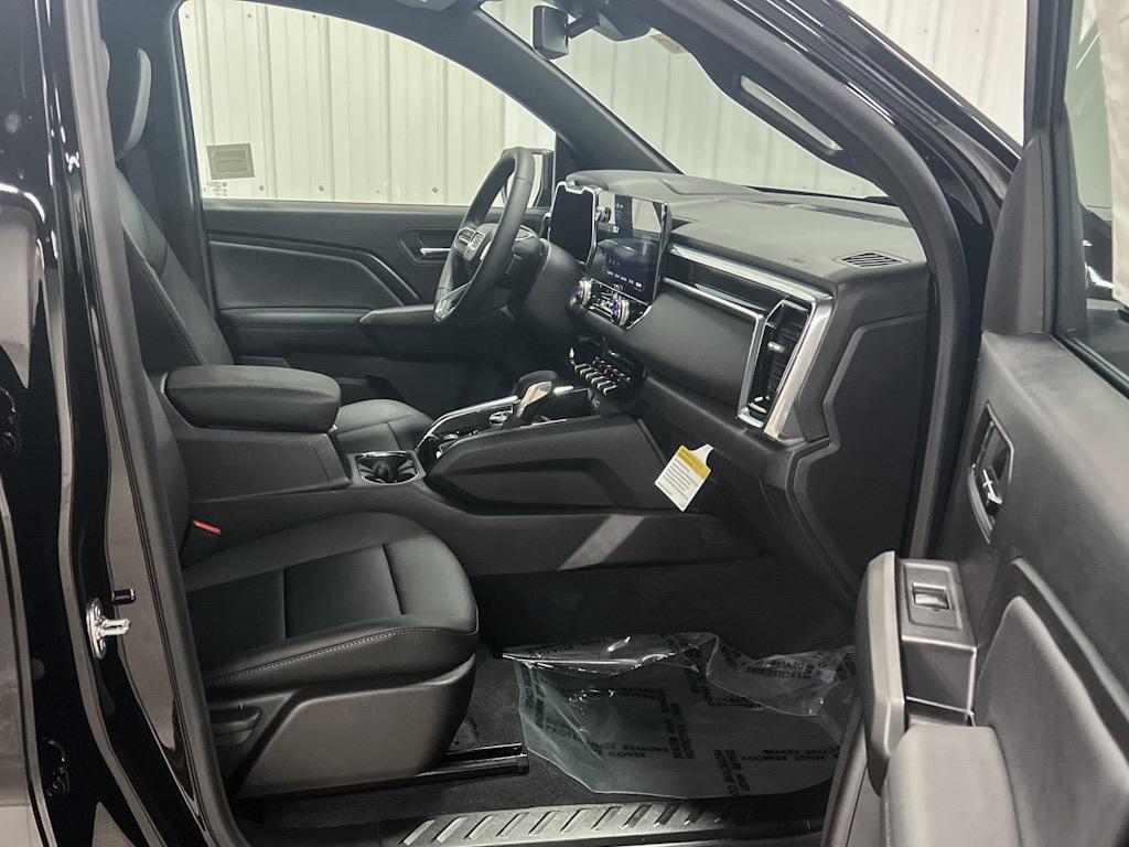 new 2025 GMC Canyon car, priced at $47,145