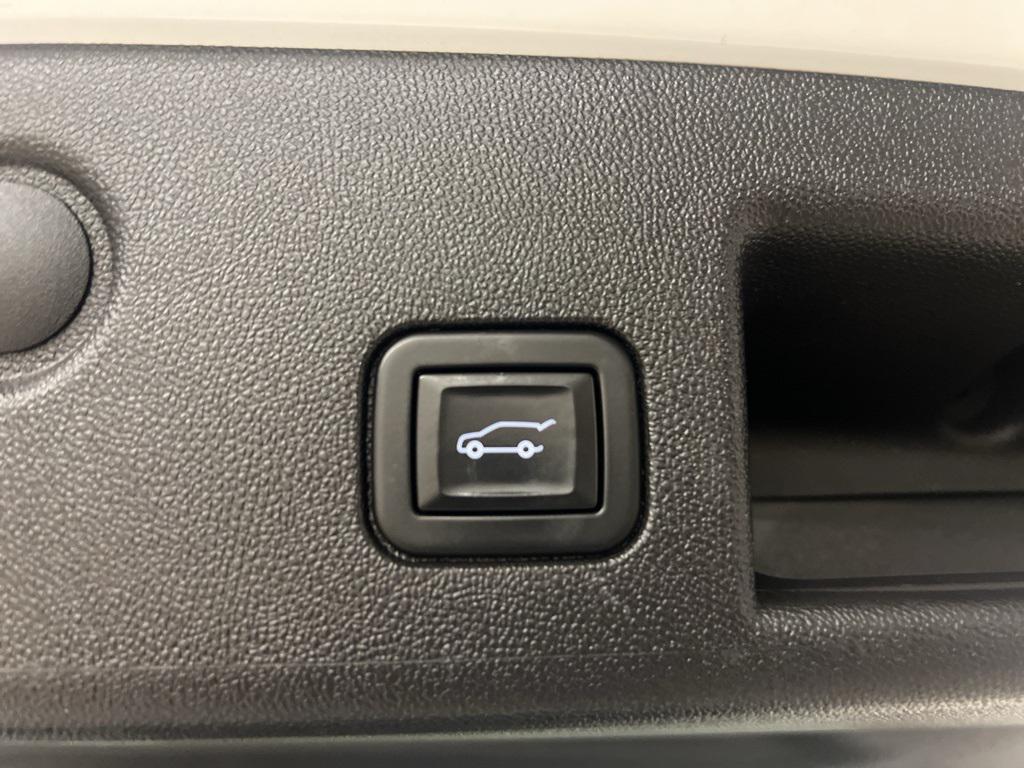 used 2021 Chevrolet Equinox car, priced at $20,980