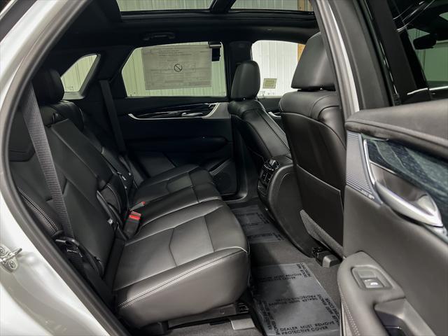new 2025 Cadillac XT5 car, priced at $60,990