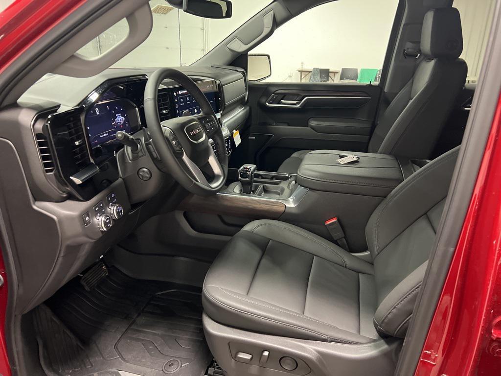 new 2025 GMC Sierra 1500 car, priced at $69,565