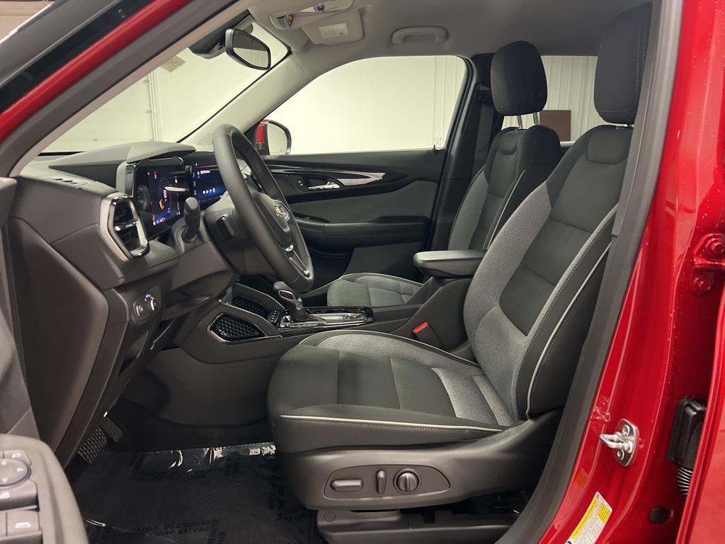 new 2026 Chevrolet TrailBlazer car, priced at $30,275