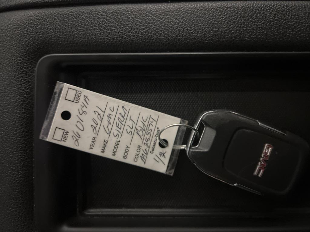 used 2021 GMC Sierra 1500 car, priced at $36,590