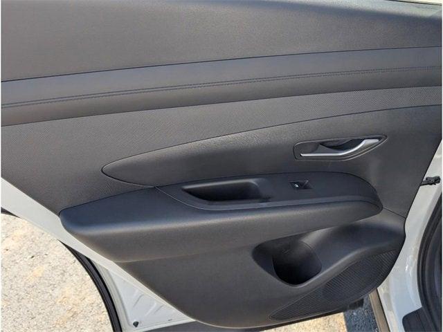 new 2025 Hyundai TUCSON Hybrid car, priced at $35,121
