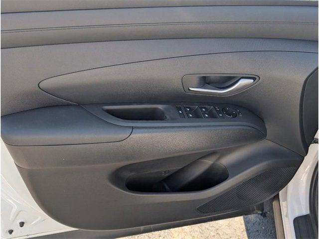new 2025 Hyundai TUCSON Hybrid car, priced at $35,121