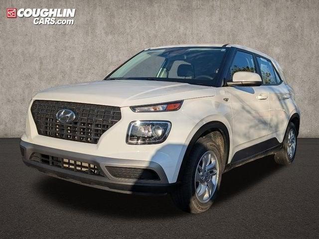 used 2022 Hyundai Venue car, priced at $14,498