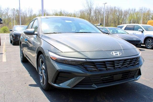 new 2025 Hyundai Elantra car, priced at $25,602