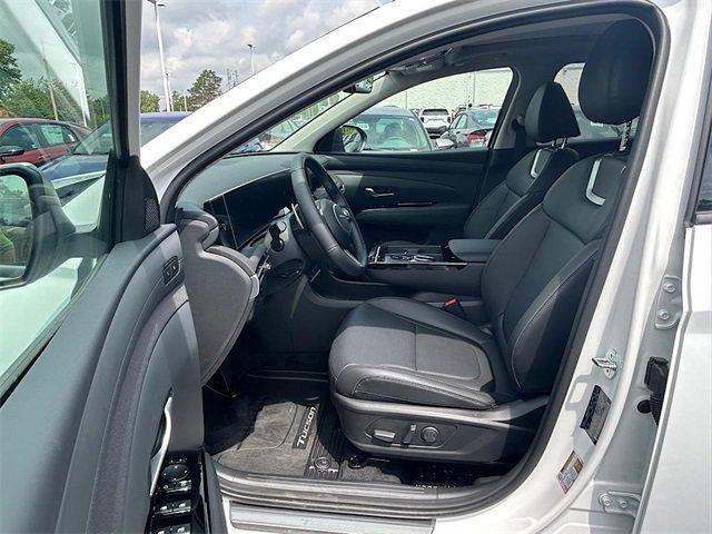 new 2025 Hyundai TUCSON Hybrid car, priced at $41,705