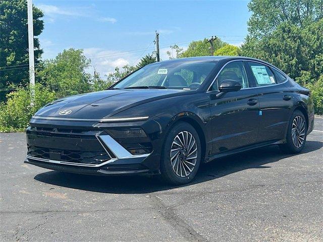 new 2025 Hyundai Sonata Hybrid car, priced at $38,515