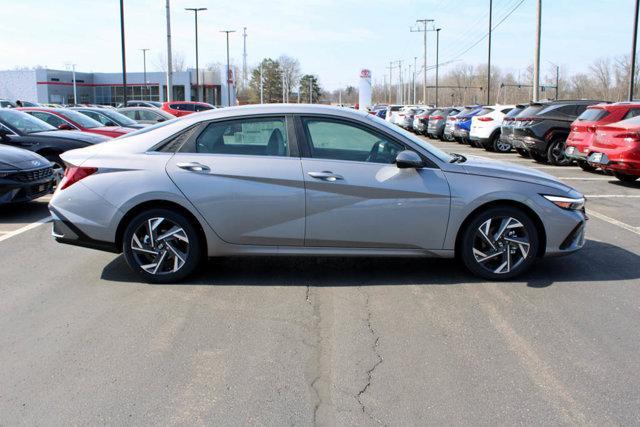 new 2025 Hyundai Elantra car, priced at $26,214