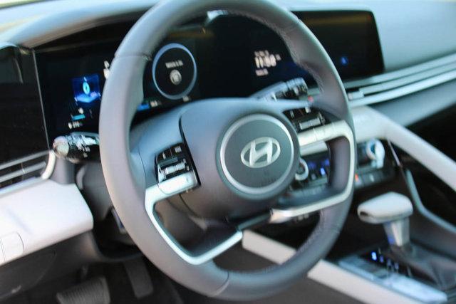 new 2025 Hyundai Elantra car, priced at $26,214