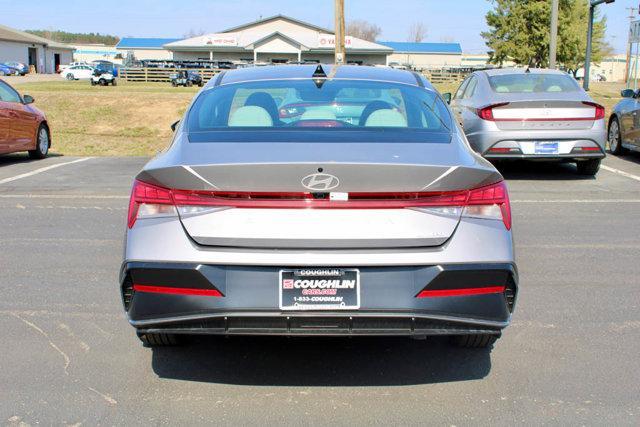 new 2025 Hyundai Elantra car, priced at $26,214