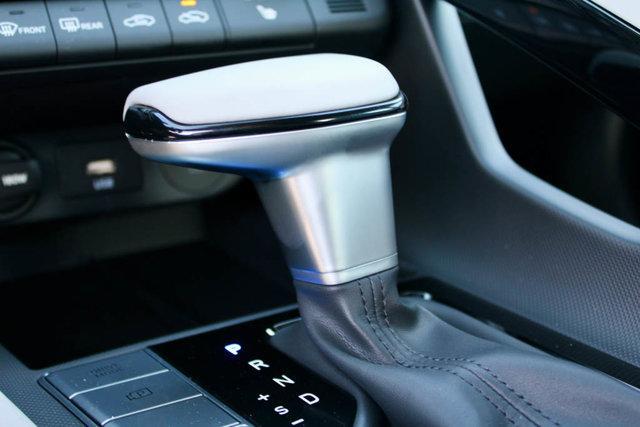 new 2025 Hyundai Elantra car, priced at $26,214