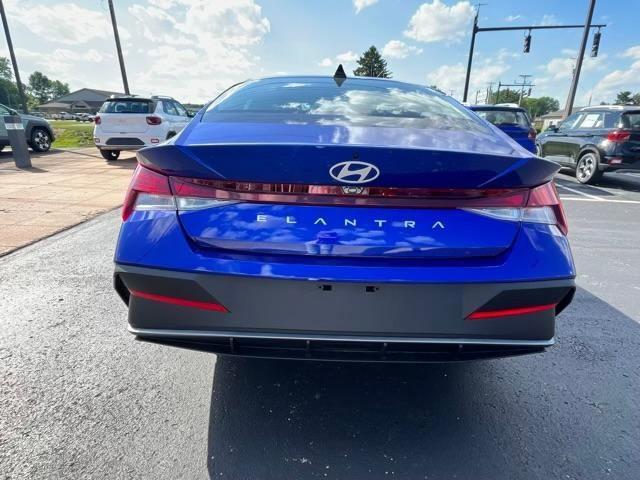 new 2024 Hyundai Elantra car, priced at $23,119