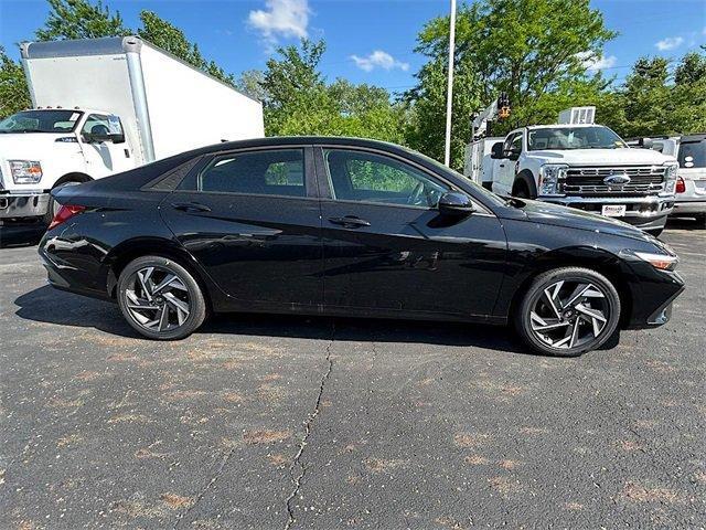 new 2025 Hyundai ELANTRA HEV car, priced at $28,603