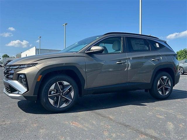 new 2025 Hyundai TUCSON Hybrid car, priced at $37,228