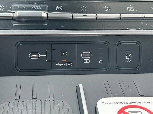 new 2025 Hyundai Santa Fe car, priced at $44,045