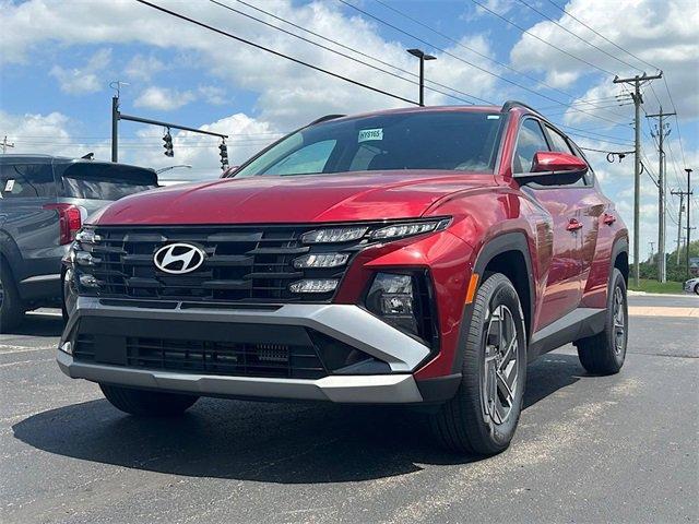 new 2025 Hyundai TUCSON Hybrid car, priced at $33,893