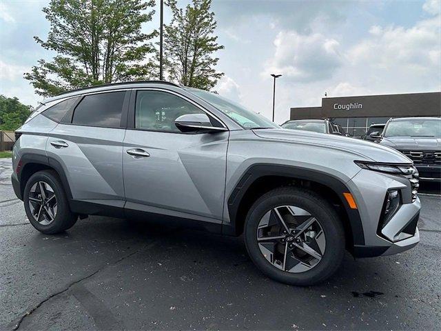 new 2025 Hyundai Tucson car, priced at $34,013