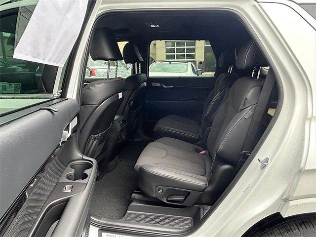 new 2025 Hyundai Palisade car, priced at $54,576