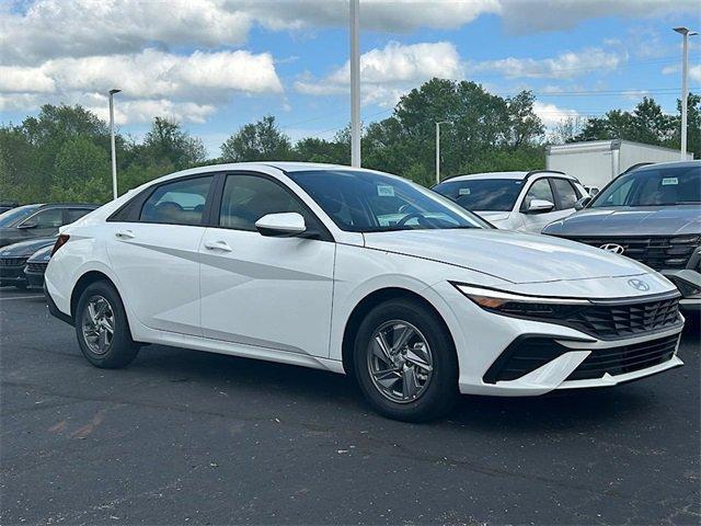new 2025 Hyundai Elantra car, priced at $24,004