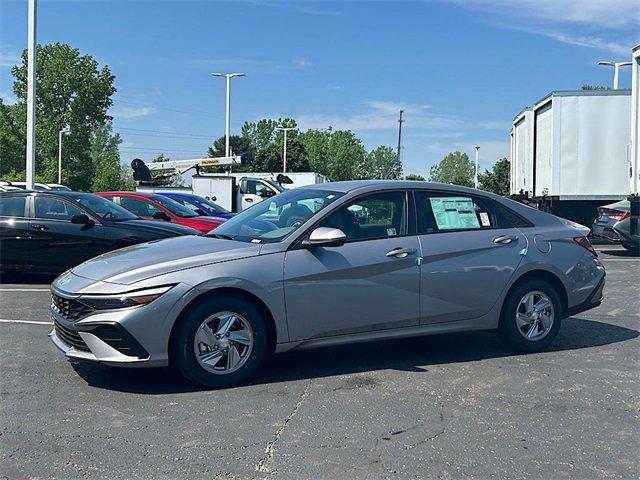 new 2025 Hyundai Elantra car, priced at $21,963
