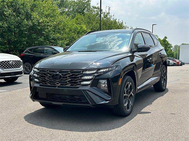 new 2025 Hyundai TUCSON Hybrid car, priced at $38,280