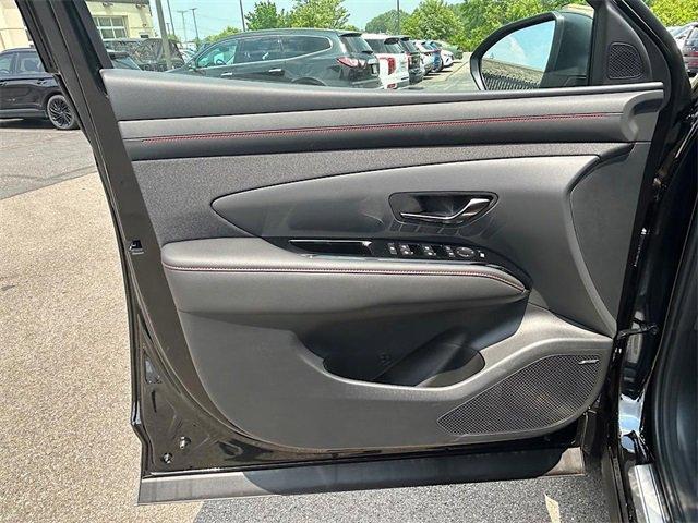 new 2025 Hyundai TUCSON Hybrid car, priced at $38,280